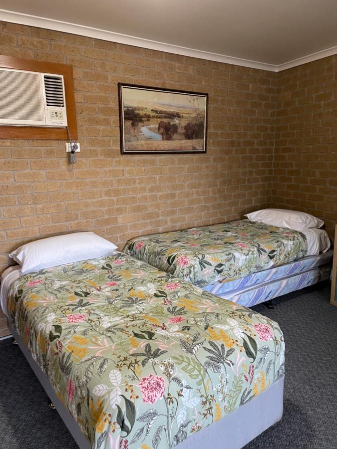 Darling Junction Motor Inn Wentworth Экстерьер фото